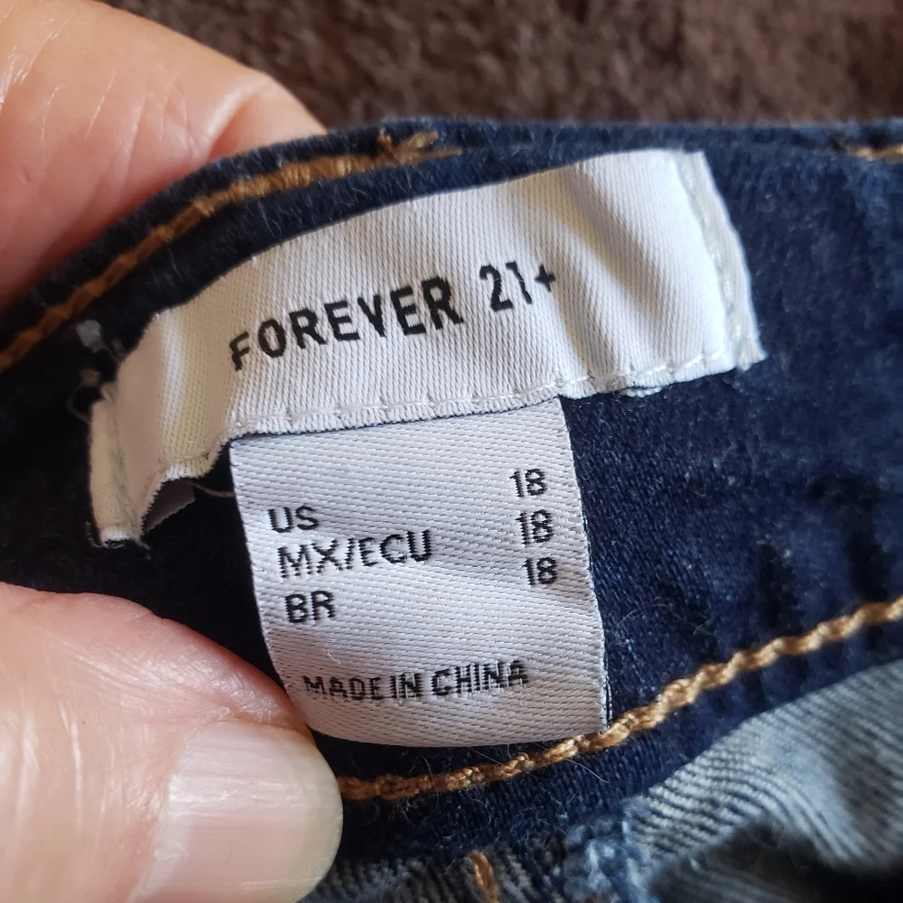 NWOT Forever 21 Dark Wash Flare Jeans Sz 18 - Picture 5 of 5